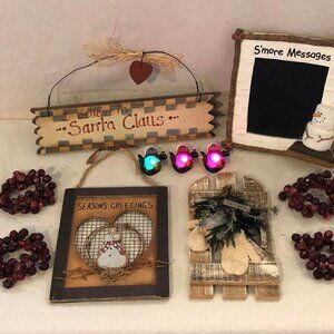 Lot of 11 Christmas Decoration Bundle
